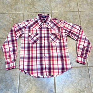 Women’s Cruel Girl Pearl Snap Top. Small